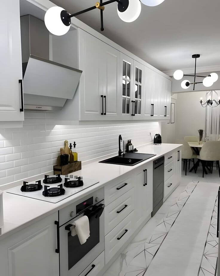 کابینت سفید صدفی ممبران کلاسیک