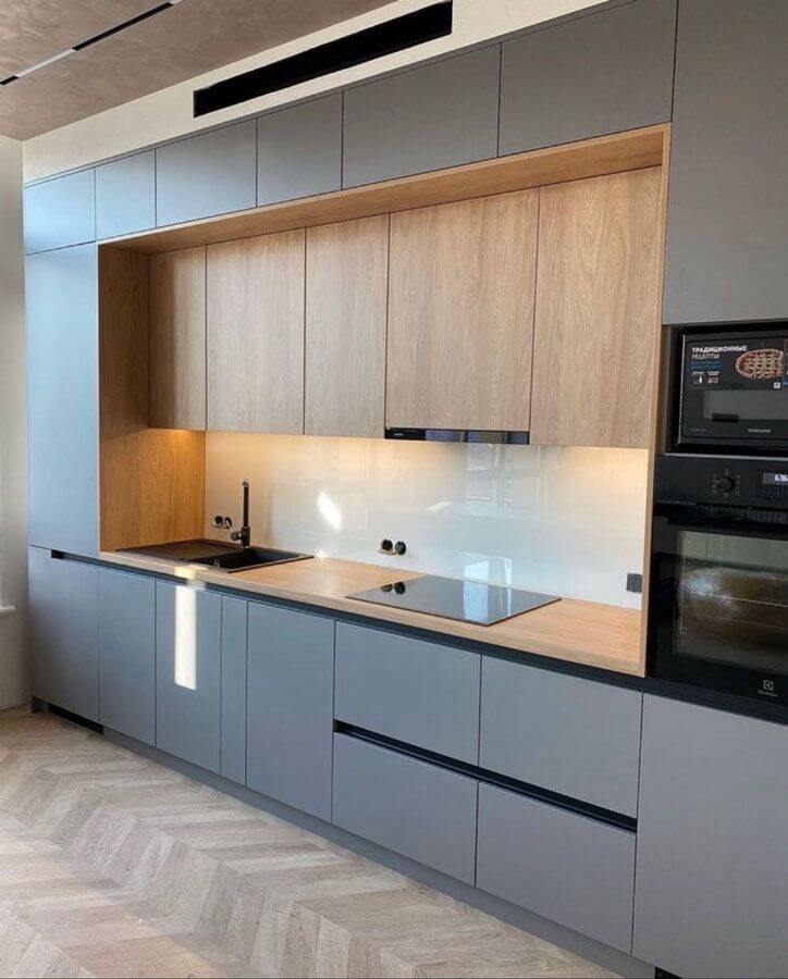 کابینت مینیمال طوسی با نورپردازی مخفی